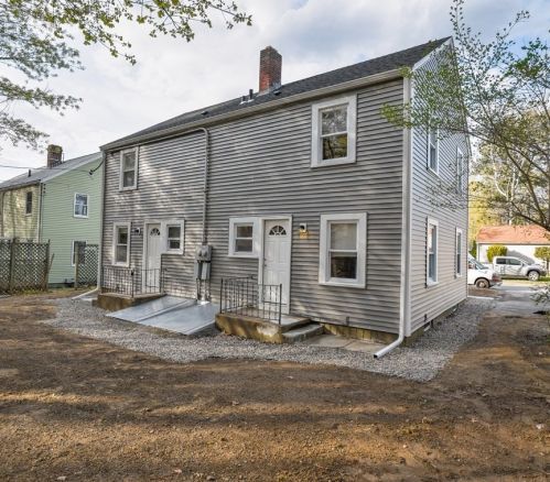 64 Reed St, Worcester MA 01602-4308 exterior