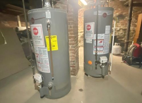 42 Summer St, Lawrence MA 01840-1718 exterior