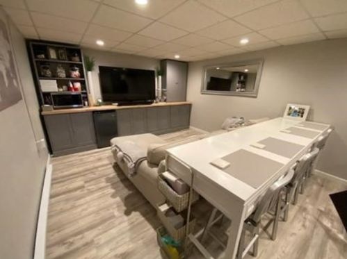 250 Congress Ave, Chelsea MA  02150-3543 exterior