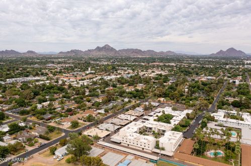 325 Colter St, Phoenix AZ 85018-1536 exterior