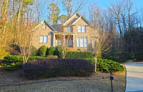 2462 Huntington Glen Dr, Birmingham, AL 35226-1997