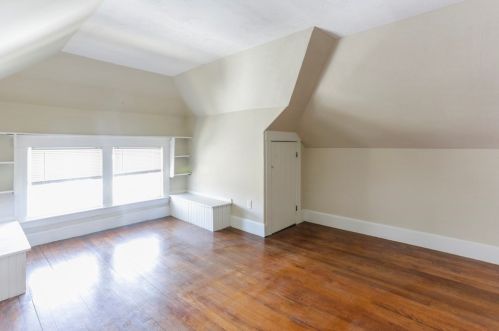 11 Hadwen Ln, Worcester MA 01602-2613 exterior