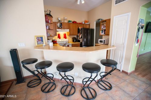 6108 37 Dr, Phoenix AZ 85051-1108 exterior