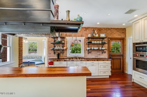 529 Cypress St, Phoenix AZ 85006-1840 exterior