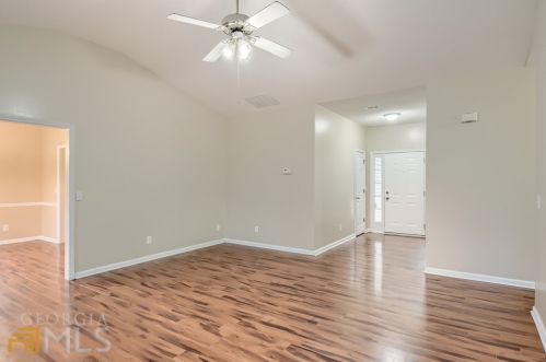 139 Windsor Cir, Stockbridge GA 30281-1864 exterior