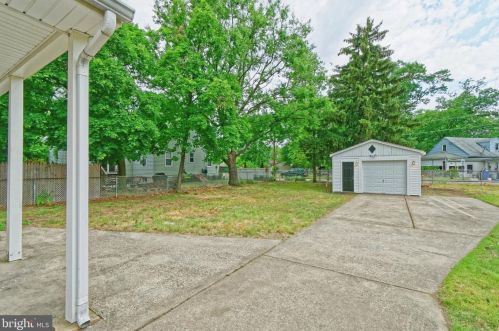 711 Columbia Blvd, West Deptford NJ  08063-1307 exterior