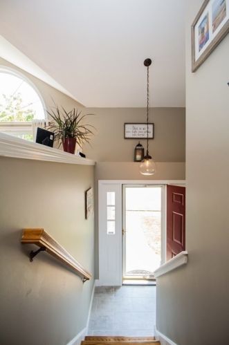 73 Moreland Green Dr, Worcester, MA 01609-1083