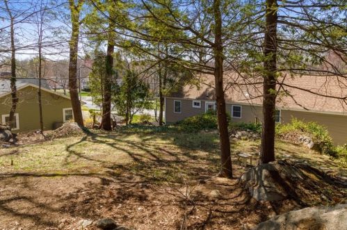 960 Summer St, Lynnfield MA  01940-2239 exterior