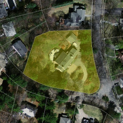 142 Neshobe Rd, Newton MA 02468-1337 aerial view