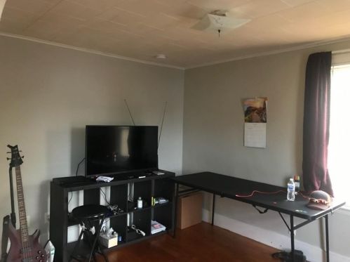 21 Britannia St, Taunton MA 02780-1633 exterior