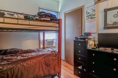 50 Beacon St, Fall River MA 02724-1534 exterior