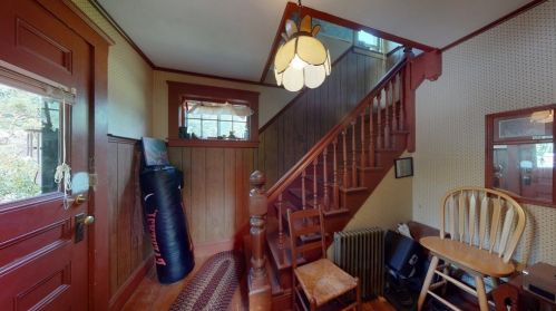 19 Allen St, East Bridgewater, MA 02333-2015