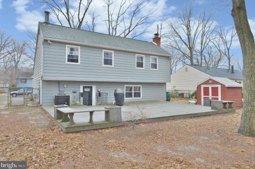 534 Elberne Ave, West Deptford NJ 08093-1716 exterior