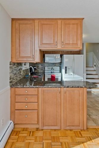 85 Chestnut Ln, Agawam MA 01001-3509 exterior