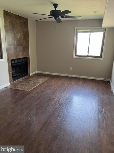 407 Shelby Ct, Erial NJ  08081-2409 exterior