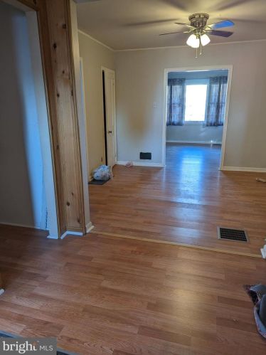 447 Hemlock Ter, West Deptford NJ  08096-2813 exterior