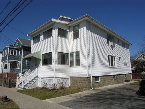 23 Fordham St, Arlington, MA 02474-3401