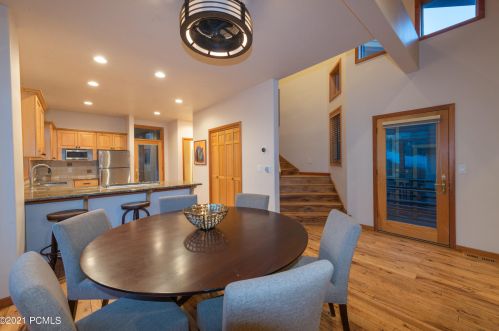 1172 Lowell Ave, Park City UT 84060-5115 exterior