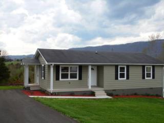 278 Vly Vw Rd, La Follette TN  37766-5464 exterior