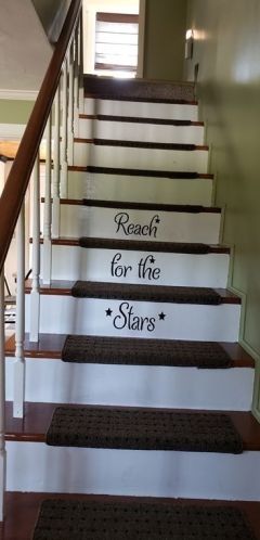 1562 Sassaquin Ave, New Bedford MA 02745-2328 exterior