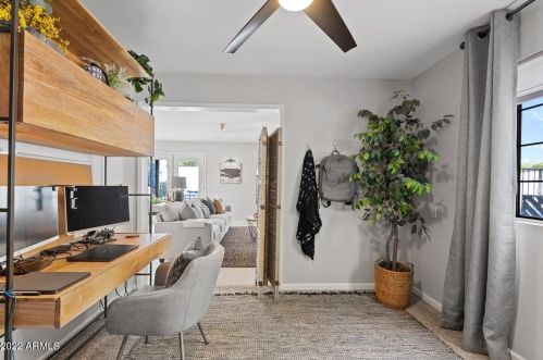 15026 19th Way, Phoenix AZ  85022-3905 exterior