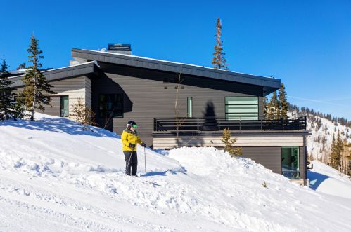 143 White Pne Cyn Rd, Park City UT 84060-6505 exterior