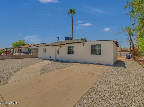 1431 Chambers St, Phoenix, AZ 85040-3229