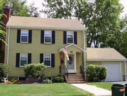60 Fuller Ter, Newton, MA 02465-1227