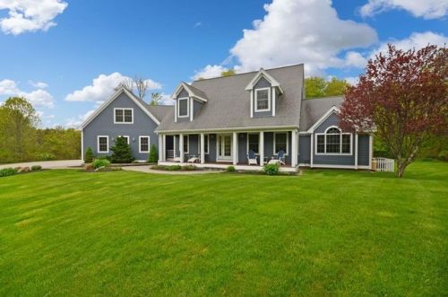 410 Boston Rd, Sutton MA  01590-1803 exterior