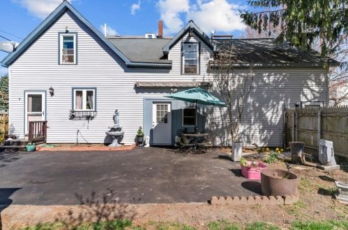 112 Sycamore St, New Bedford, MA 02740-4341