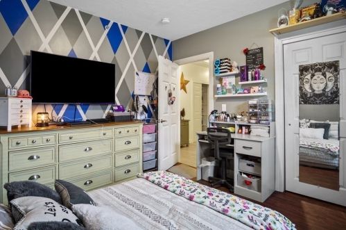 67 Catharine St, Worcester MA 01605-2708 exterior