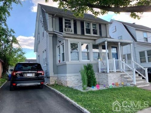 59 Grant Ave, Carteret, NJ 07008-2721