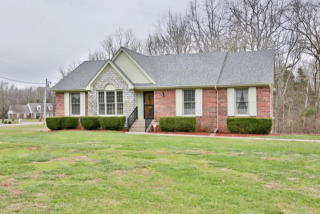 212 Park View Dr, Louisville, KY 40245-4961