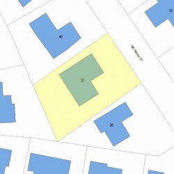 32 Mosman St, Newton MA  02465-1303 plot plan
