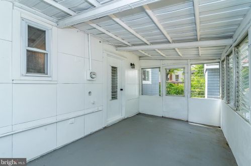 246 Queen St, West Deptford NJ  08096-2254 exterior