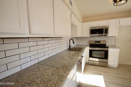 3024 64 Dr, Phoenix AZ 85033-4507 exterior