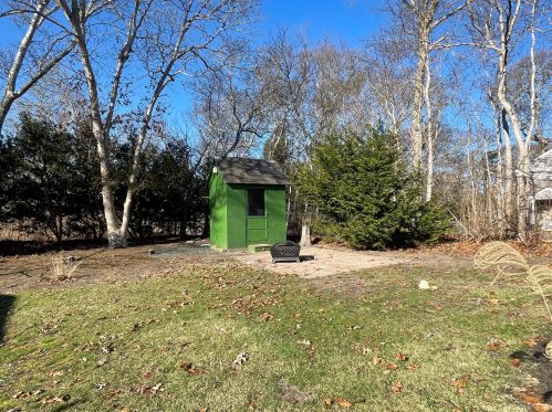 6 Paddock Dr, Harwich MA  02645-3137 exterior