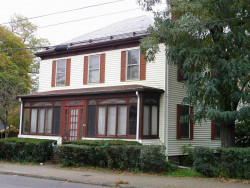 1640 Centre St, Newton, MA 02461-1241