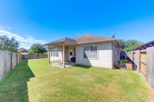 7619 Butler Lk Ct, Richmond TX 77469-4639 exterior