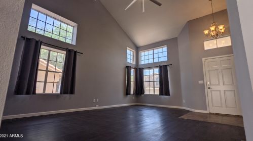 4352 Amber Ridge Way, Phoenix, AZ 85048-8817