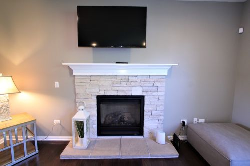 9 Keller Ct, Lemont IL 60440-9054 exterior