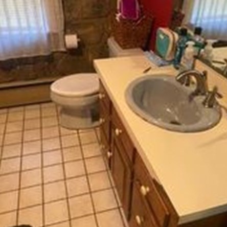 14 Main St, Sutton MA 01590-1615 exterior