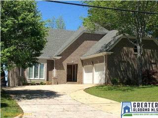 40 Shades Crst Rd, Birmingham AL  35244-6711 exterior