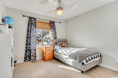 2371 High Mountain Dr, Sandy UT 84092-5506 exterior