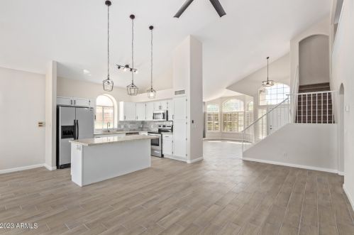 1222 Beverly Ln, Phoenix AZ 85032-3408 exterior