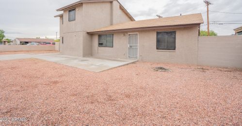 3806 Avalon Dr, Phoenix AZ  85019-4411 exterior