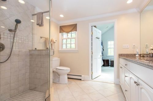 7 Saw Ml Pond Rd, Hingham MA 02043-3457 exterior