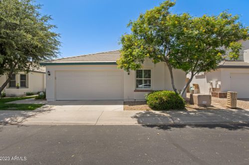 15826 5th Dr, Phoenix AZ  85023-7435 exterior