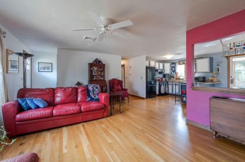 250 Candlewood Dr, Eastham MA 02642-2288 exterior