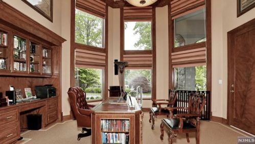 354 Madison Ave, Cresskill NJ 07626-1338 exterior